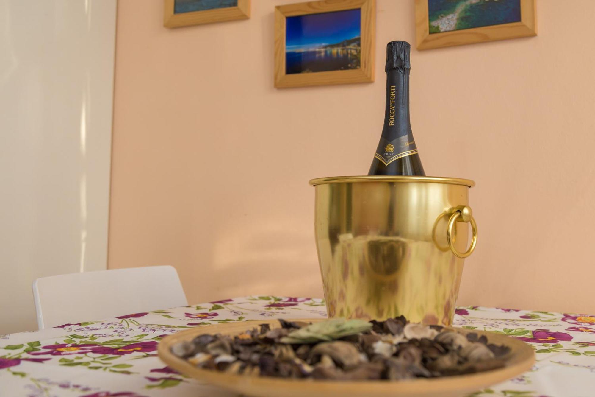 Il Signo Cocco Mare Apartment Taormina Eksteriør bilde